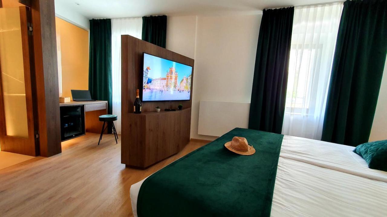 Petkovsek Rooms And Apartments ليوبليانا المظهر الخارجي الصورة